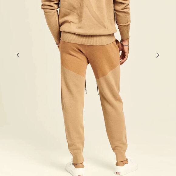 Ser.O.Ya Retrofete NWT Size Small Mens Two Toned Sandra Jogger in Camel - Picture 5 of 8